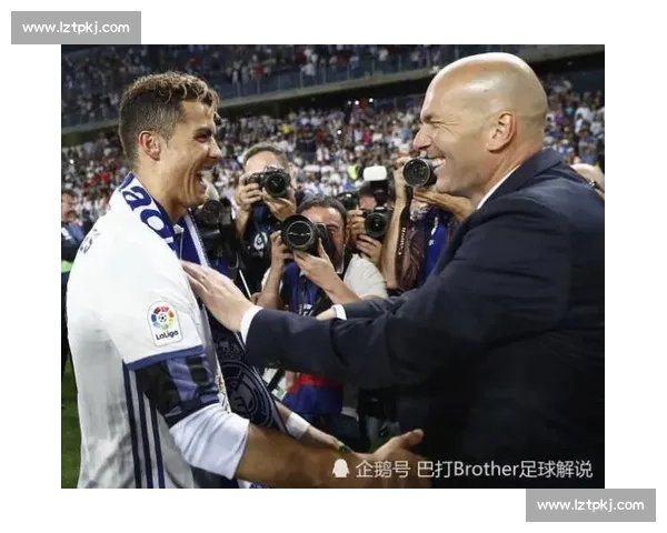 德比赢球！赫伊森父子鸣笛与皇马球迷共庆